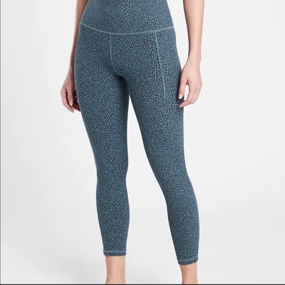 Athleta Pants - Athleta Salutation Stash II Textured 7/8 Tight Micro Cheetah Blue Women’s Medium